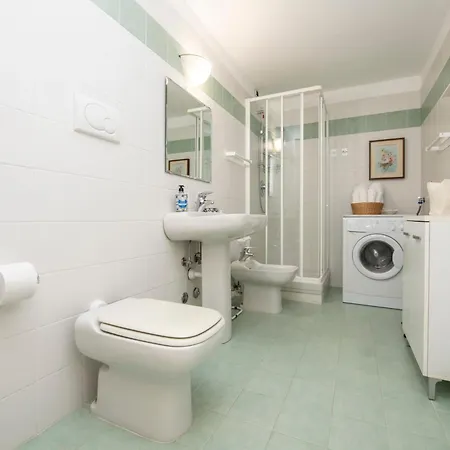 アパート 274b- Casa Delle Due Baie, 10 Minuti A Piedi Baia Del Silenzio E Centro Storico - Parcheggio Privato Gratis Incluso