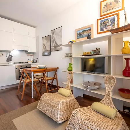 Appartement 274b- Casa Delle Due Baie, 10 Minuti A Piedi Dalla Baia Del Silenzio E Dal Centro Storico *